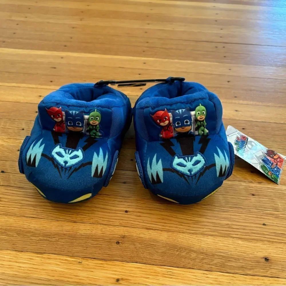 PJ Masks blue car slippers NWT